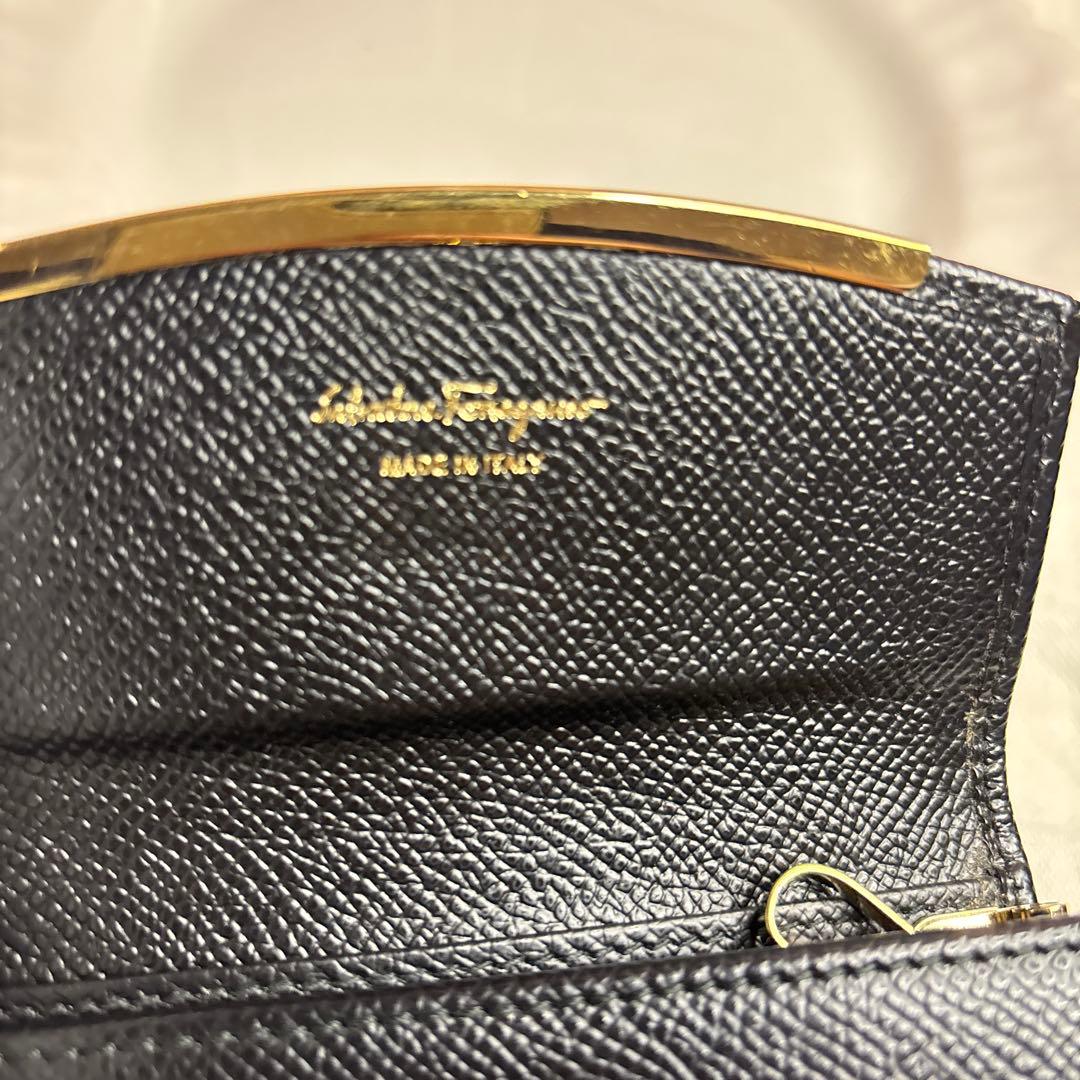 なかなか綺麗♡Salvatore Ferragamoフェラガモ キーケース