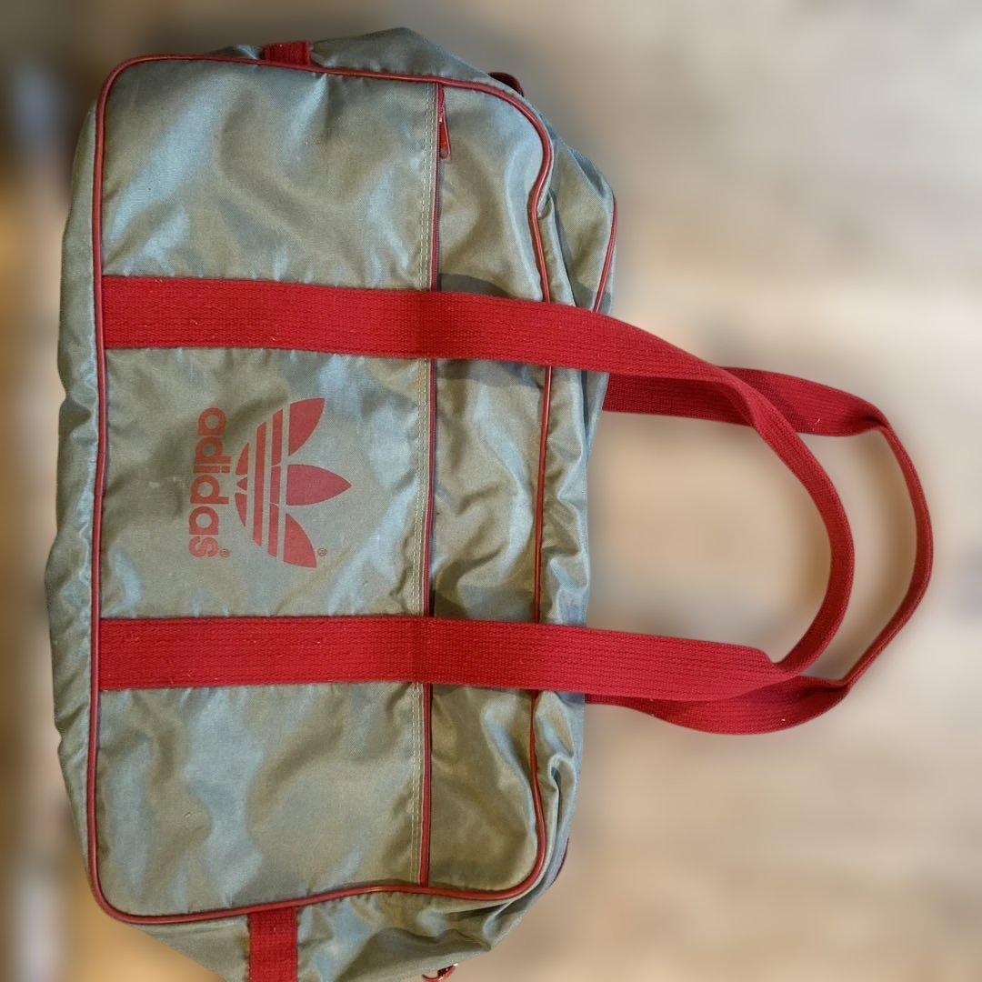 adidas ダッフルバッグ オリーブグリーン