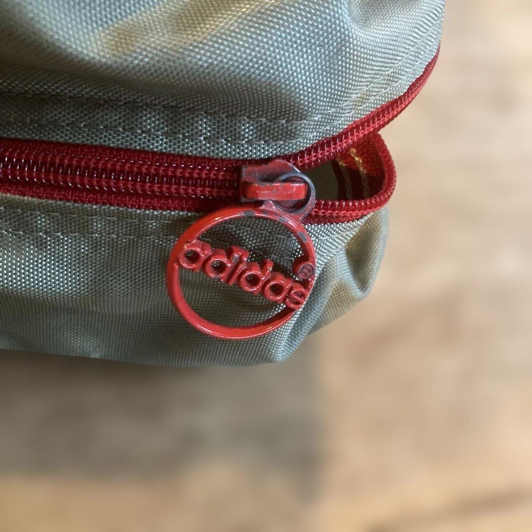 adidas ダッフルバッグ オリーブグリーン
