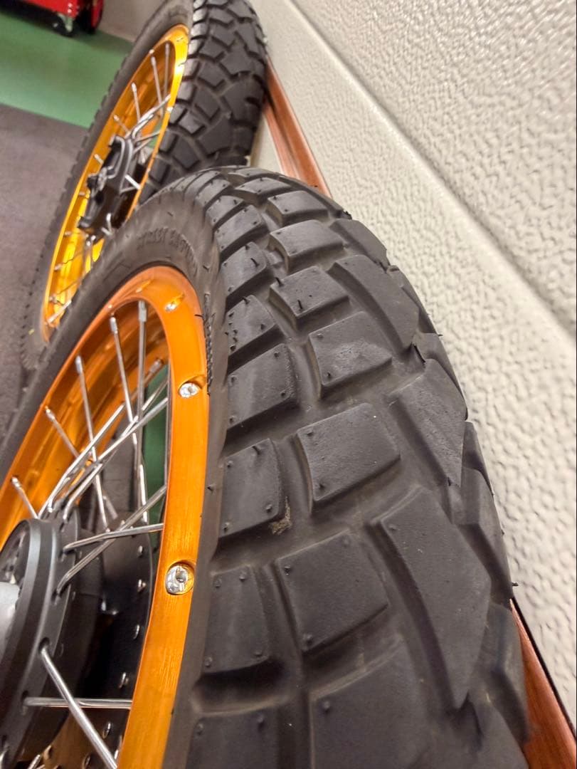 HONDAハンターカブ　CT125 GANESHAホイール 2個SET17インチ