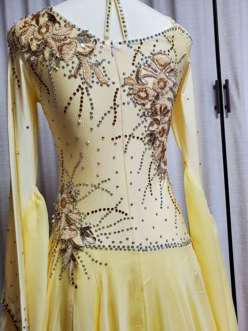 社交ダンス　ドレス