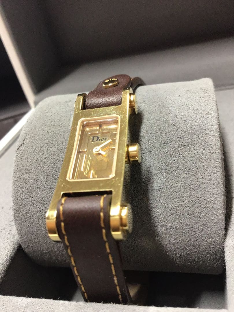 Christian Dior レザーベルト時計 D104-150