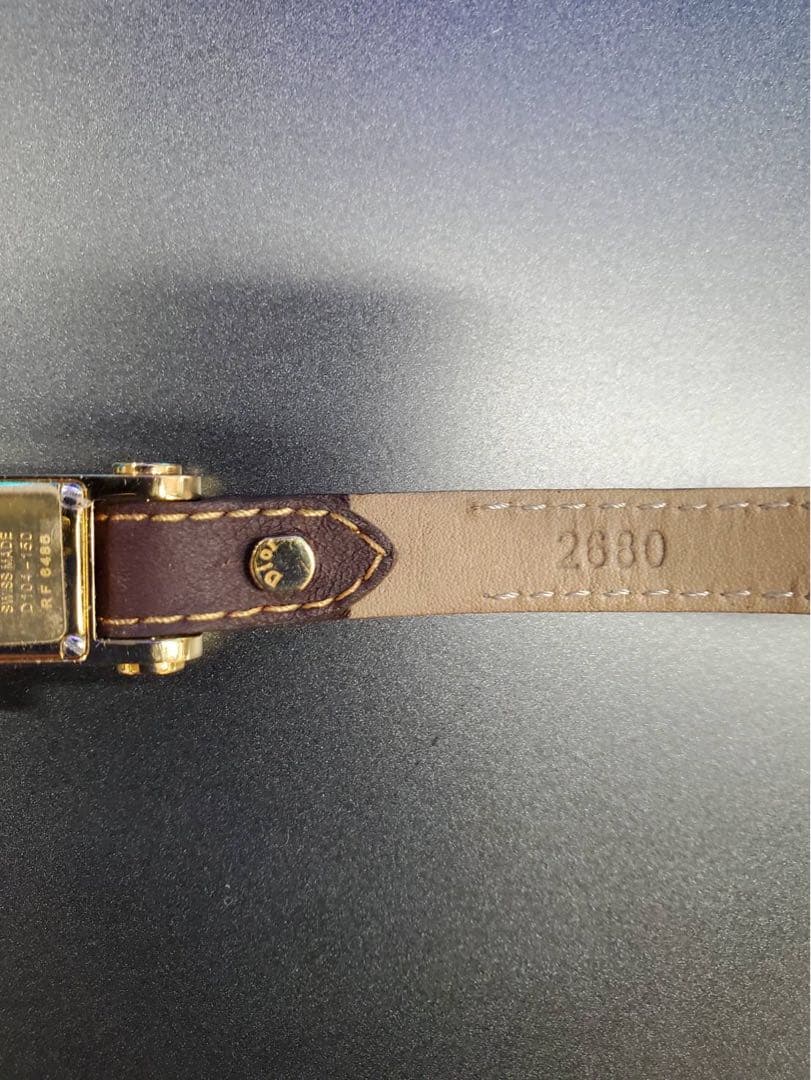 Christian Dior レザーベルト時計 D104-150