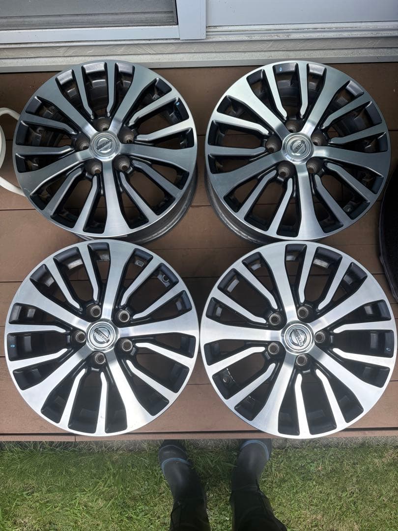 26系　後期　セレナ純正　16インチアルミ　中古