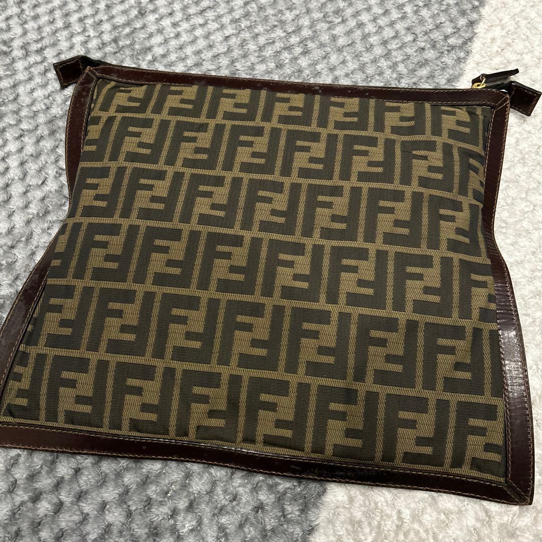 FENDI フェンディ ズッカ柄 キャンバス×レザー クラッチバッグ
