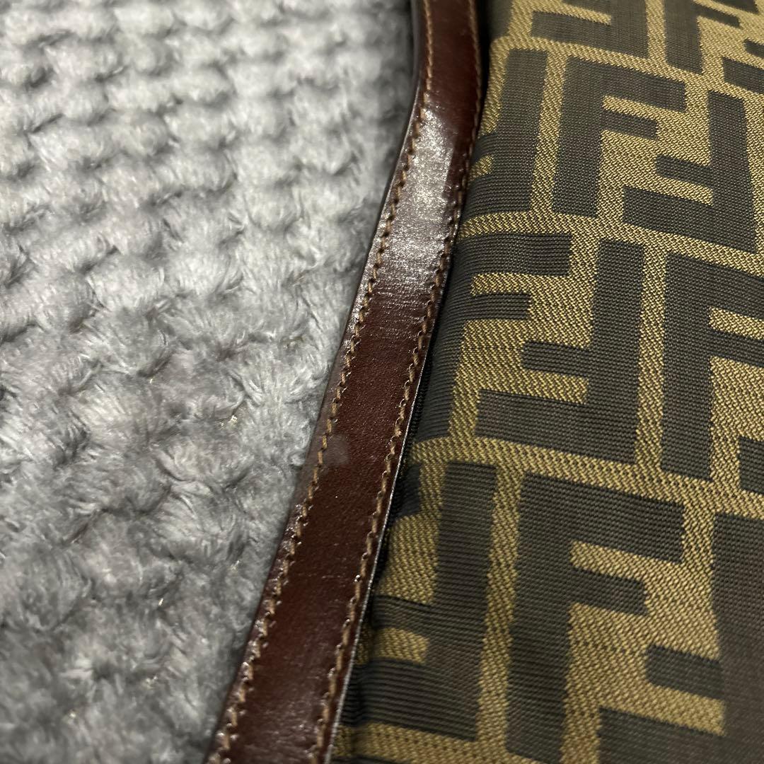 FENDI フェンディ ズッカ柄 キャンバス×レザー クラッチバッグ