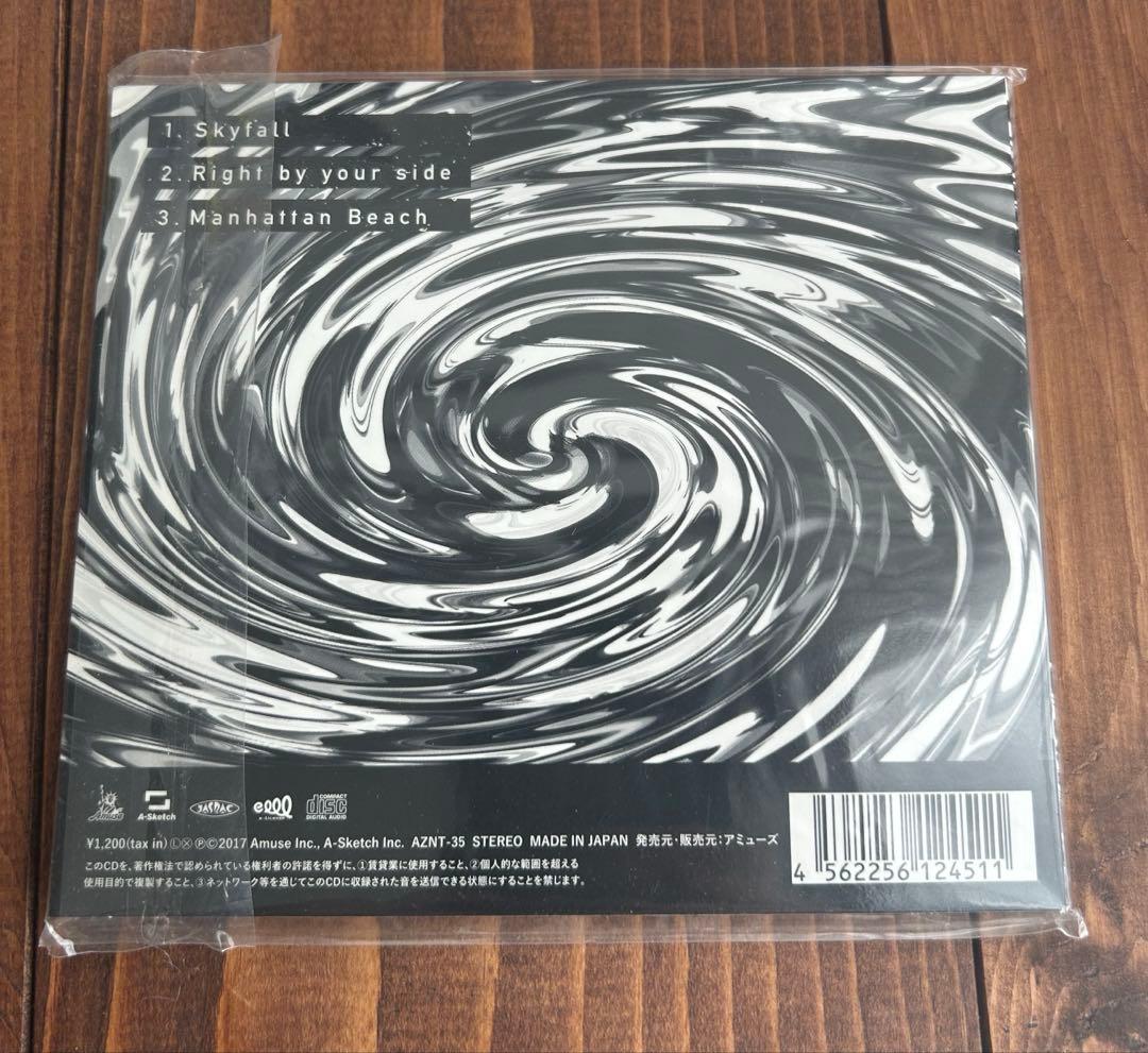 正規品　ONE OK ROCK 会場限定盤CD skyfall ワンオク