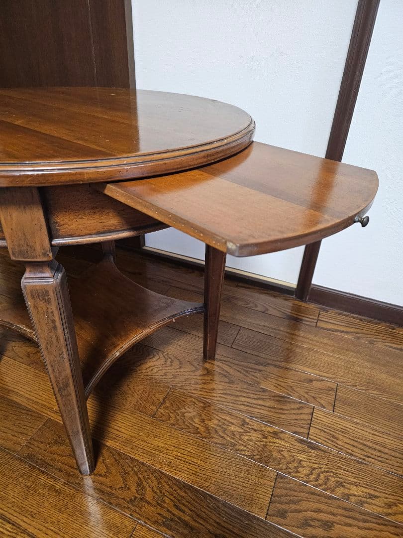 木製アンティーク丸型テーブル