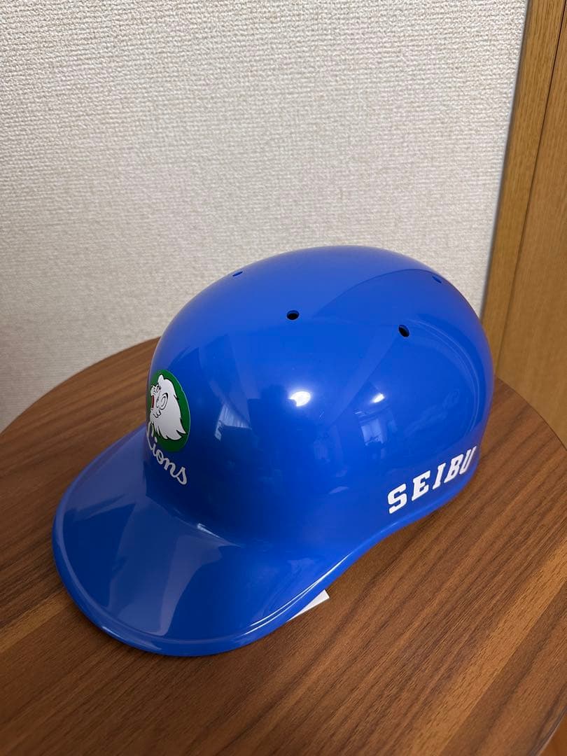 希少品！西武ライオンズ レプリカヘルメット　未使用品