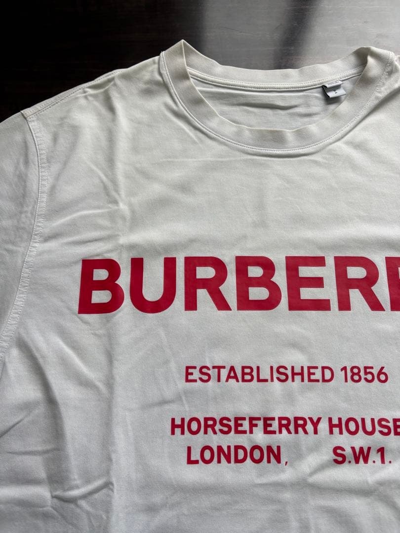 バーバリー Tシャツ