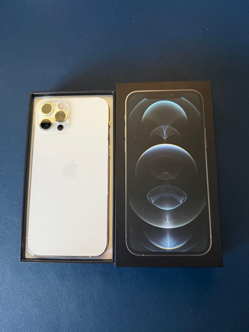 Apple iPhone 12 Pro シルバー 本体256GB