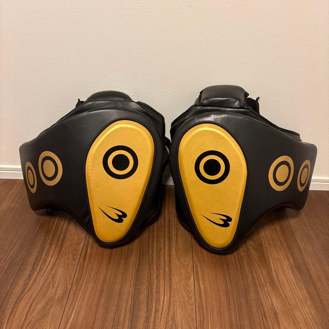 【極美品】BODYMAKER ローキックガード ブラック×ゴールド