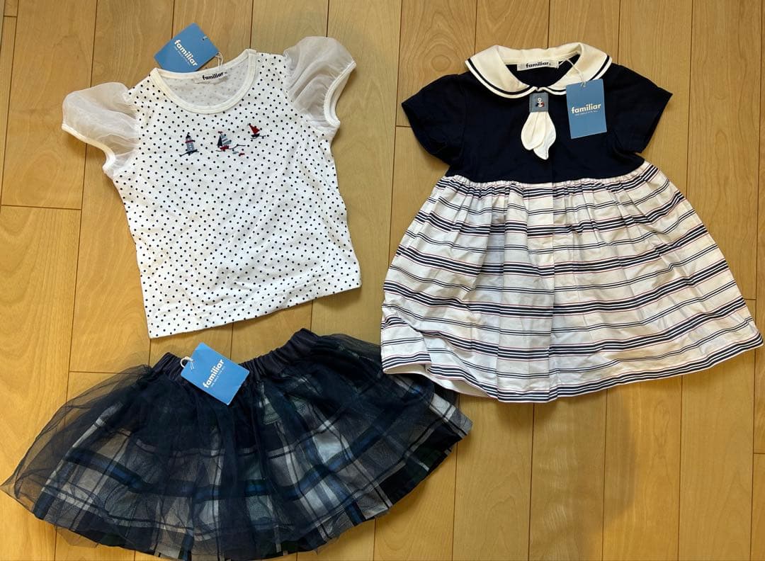 ファミリア　90センチ　3点セット（Tシャツ　ワンピース　スカート）