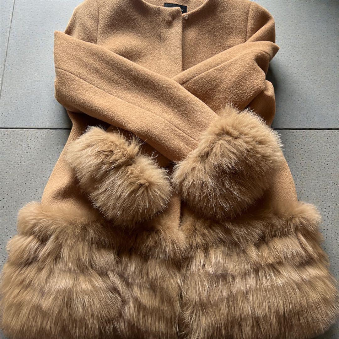 美品クイーンズコート　フォックスファー付き 　ノーカラーコート