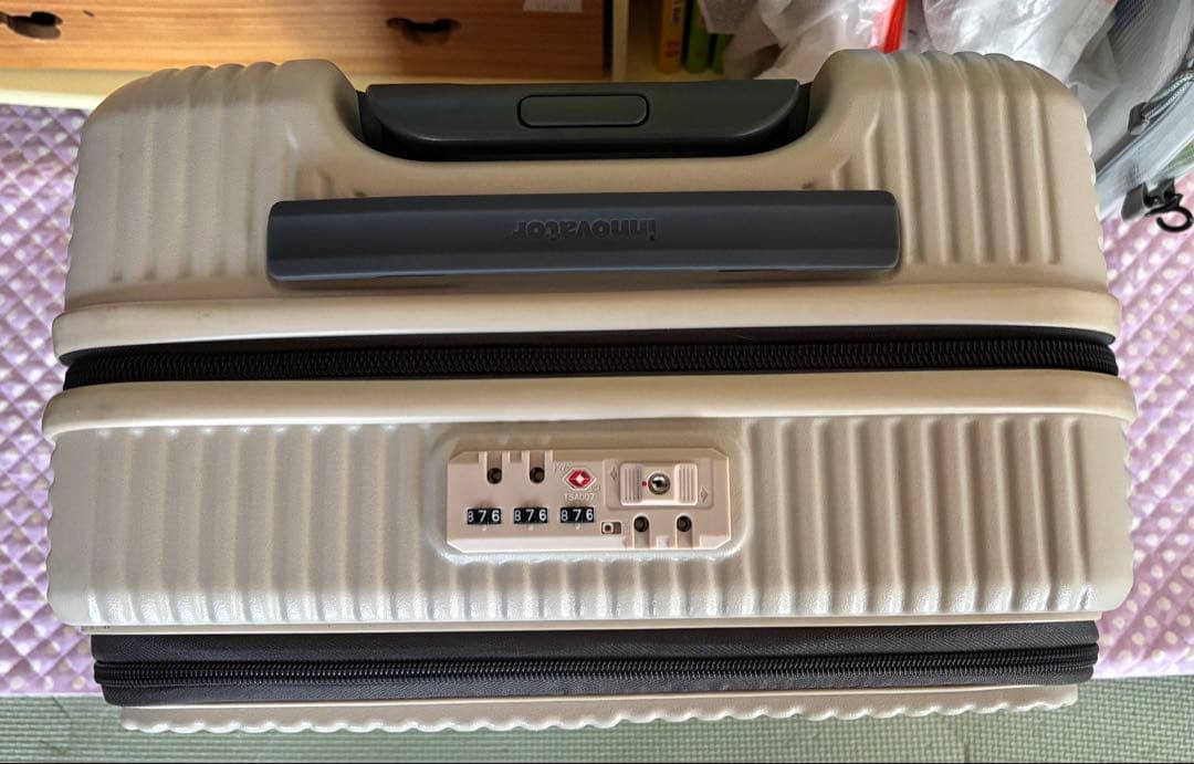 イノベーター 横型スーツケース 多機能モデル INV20