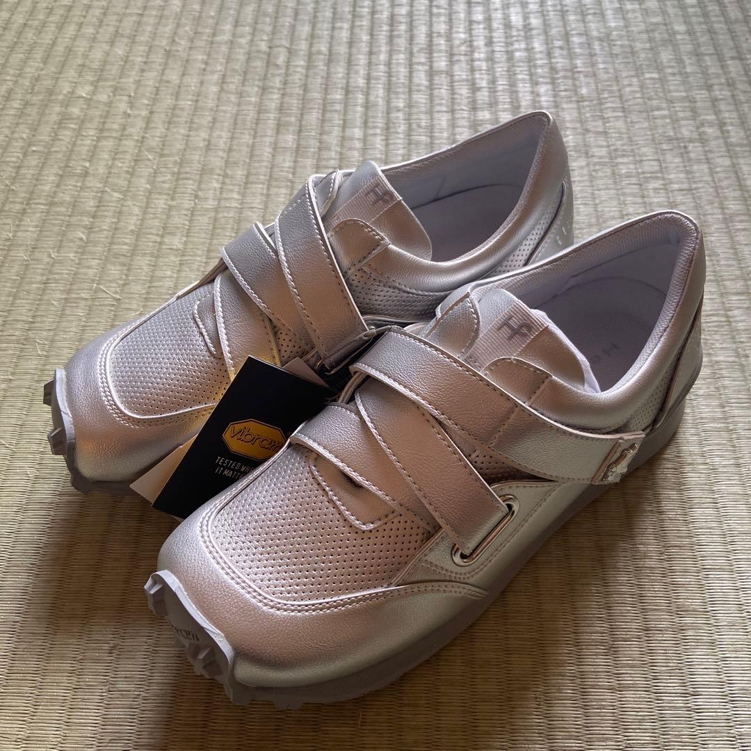 Heal Creek シルバー スニーカー