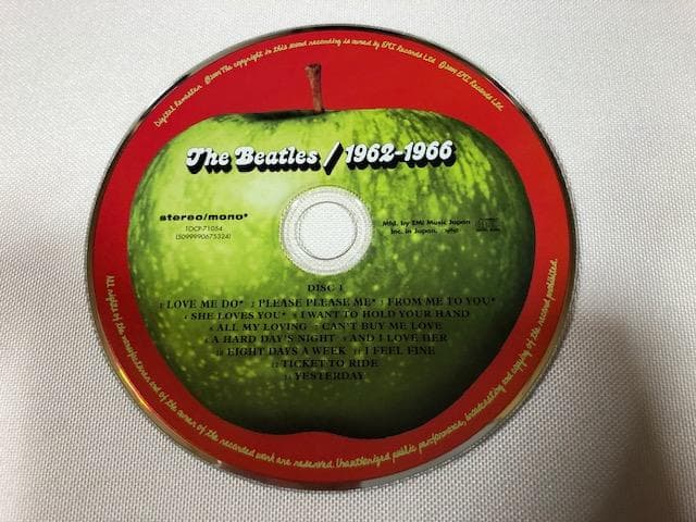 ビートルズ 赤盤 1962-1966 ベスト CD 名盤 美品 d506y59