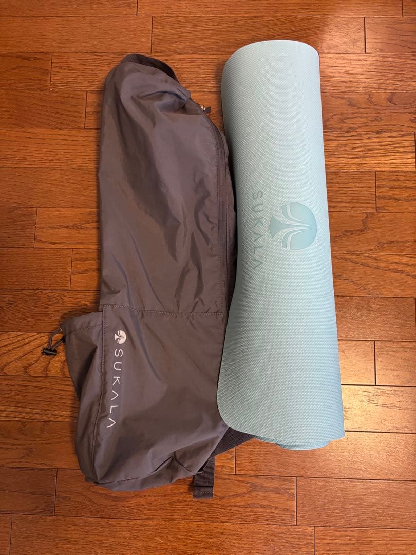 LAVA ホットヨガ　SUKALAリバーシブルヨガマット　バッグ　ケース　ウェア