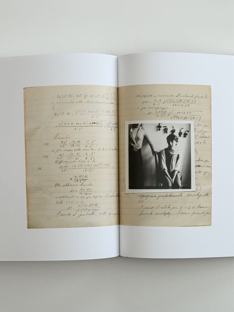 アート・デザイン・音楽 Francesca Woodman: The Artist's Books