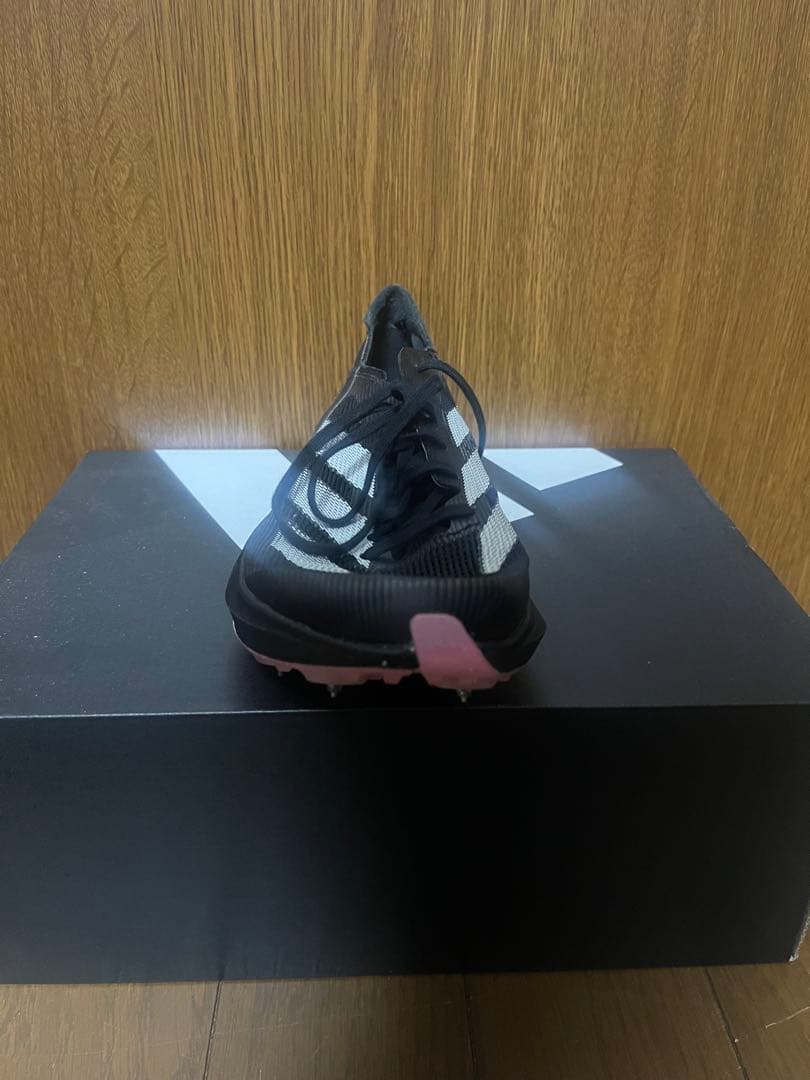 adizero アバンチ　24.0