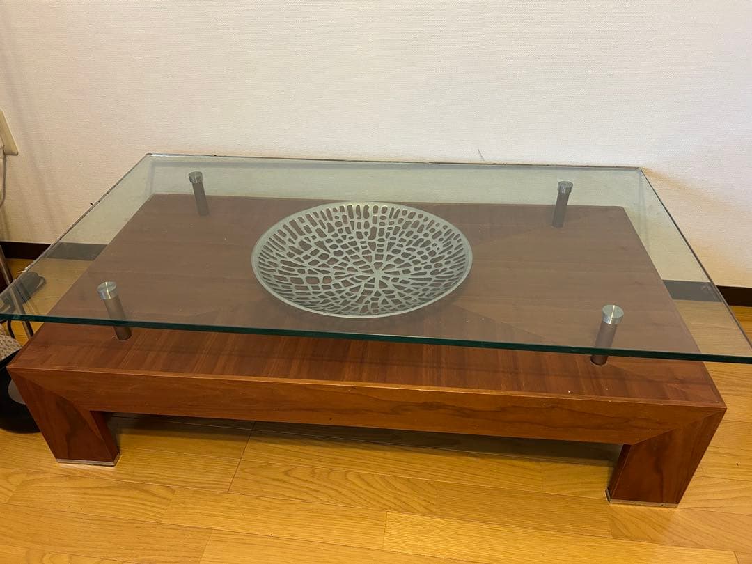 【美品】値引き交渉可　クラスティーナ　センターテーブル ガラス天板　ローテーブル