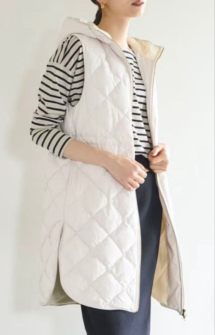 【TAION×UNFILO 】フード付きジレ 未使用タグ付