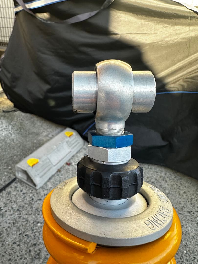 オーリンズ　リアサス　Z900RS KA739