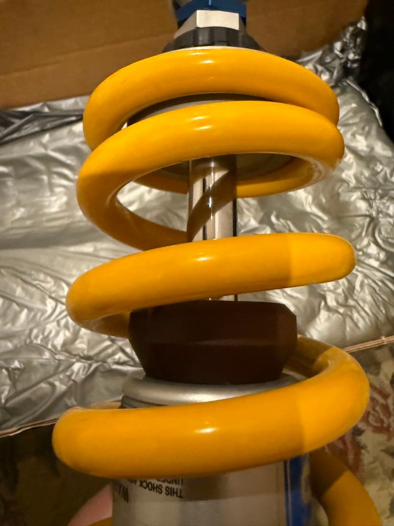 オーリンズ　リアサス　Z900RS KA739