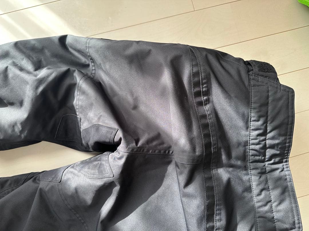 本日のみ価格！アロフトパンツk2831 ブラック　Ｌサイズ 防寒防水