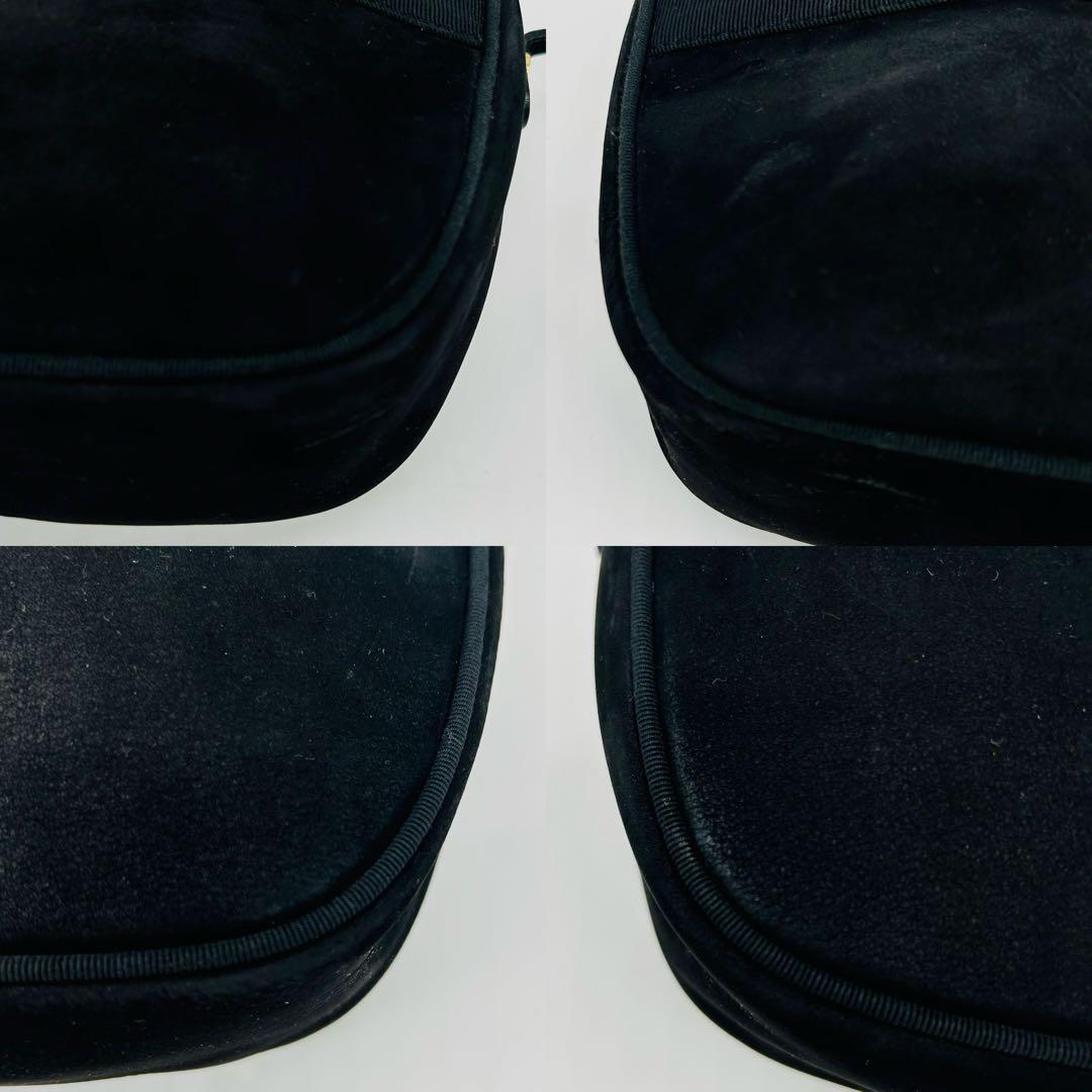 【美品】サルヴァトーレフェラガモ ヴァラリボン ショルダーバッグ スエード 黒