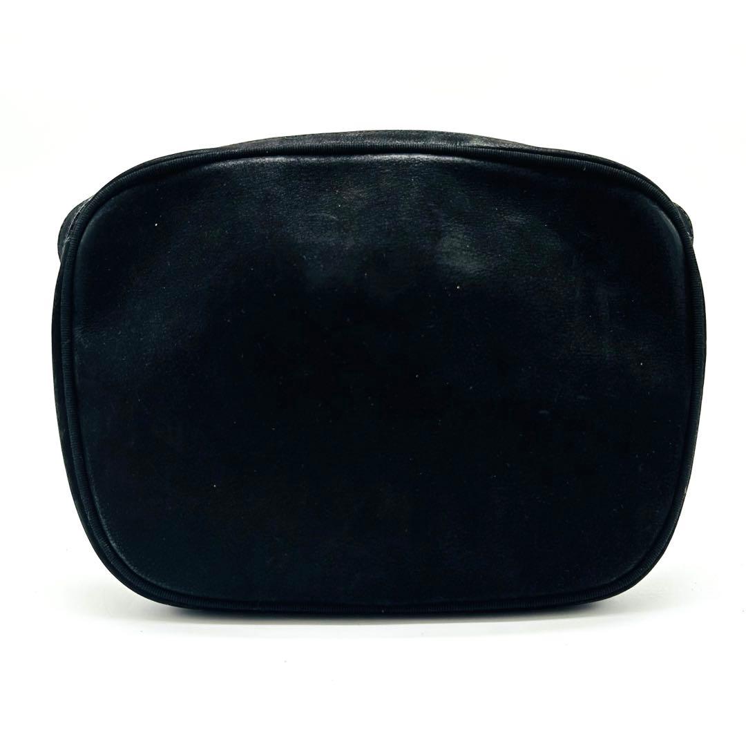 【美品】サルヴァトーレフェラガモ ヴァラリボン ショルダーバッグ スエード 黒