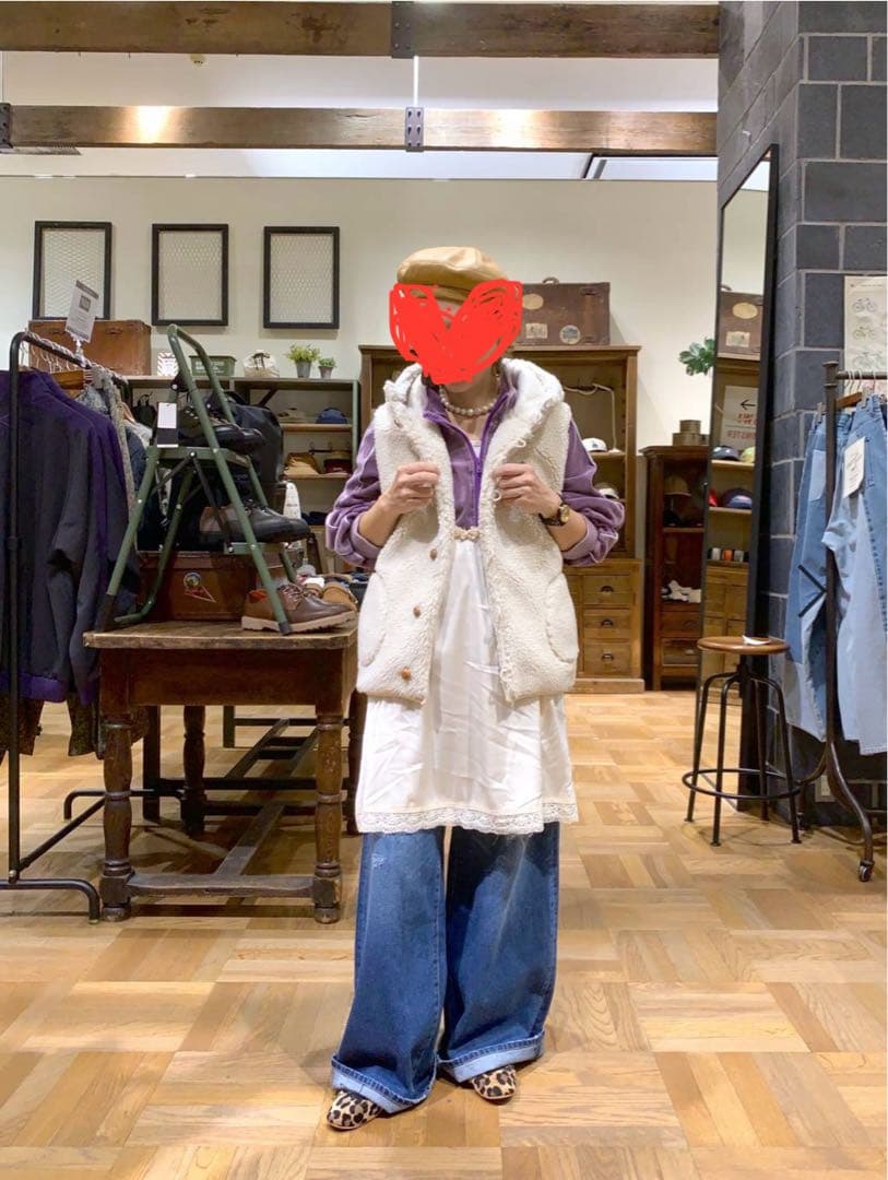 【美品】GYMPHLEX ジムフレックス　アイボリーボアベスト