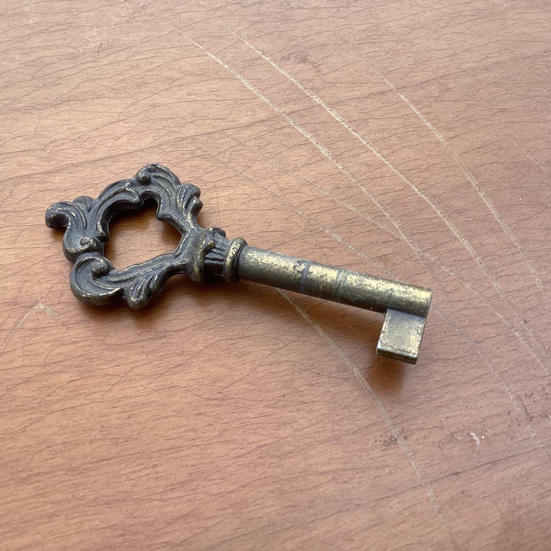 アンティーク　ライティングビューロー　デスク　チェスト　猫足　ビンテージ　西洋