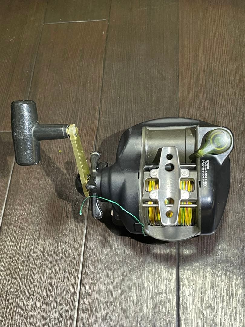 電動リール デジタル表示 カラフルライン