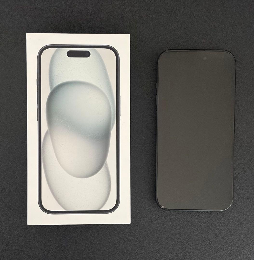 【訳あり】 iPhone15 128GB ブラック 本体 画面割れ