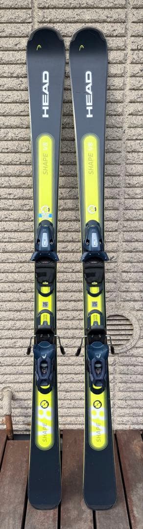 【中級】HEAD V-SHAPE E-V8 2023スキー板 156㎝