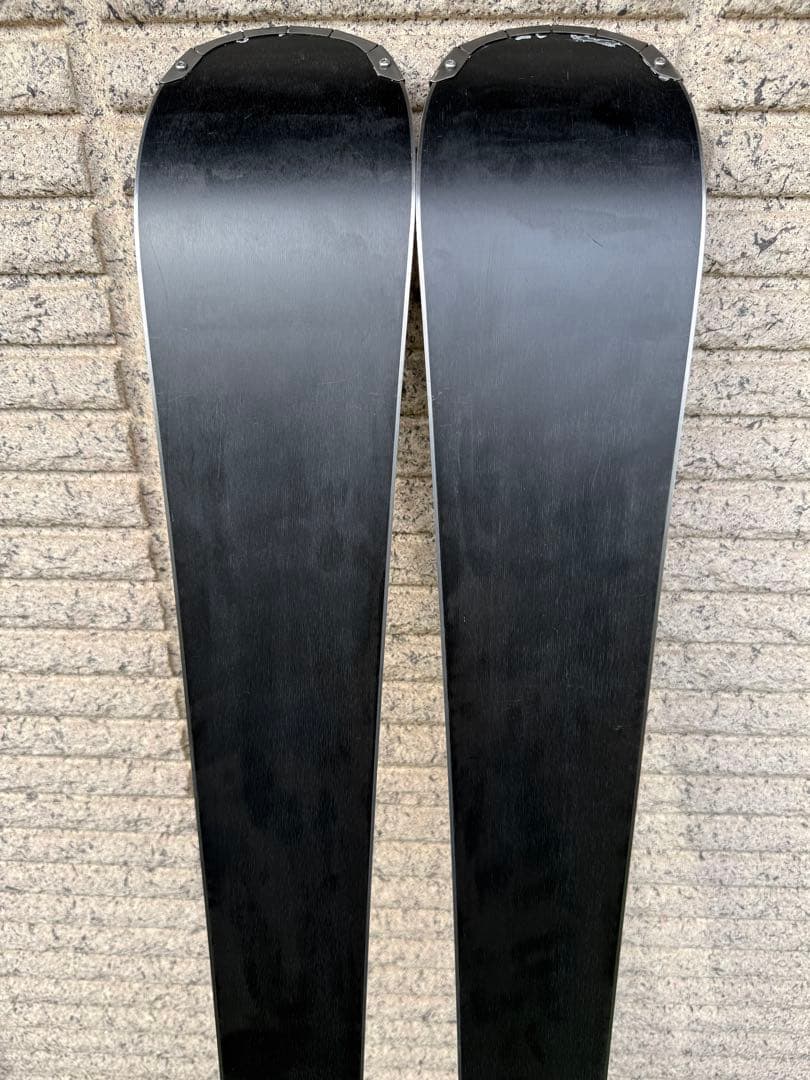 【中級】HEAD V-SHAPE E-V8 2023スキー板 156㎝