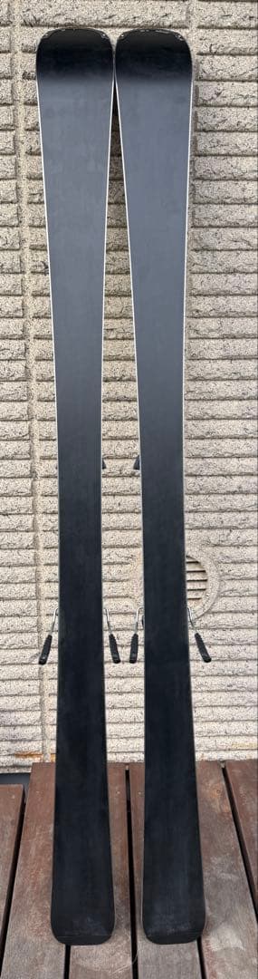 【中級】HEAD V-SHAPE E-V8 2023スキー板 156㎝