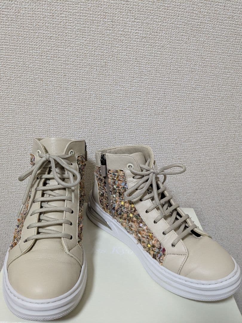 ミスキョウコ　4Eツイードハイカットスニーカー 　ベージュ最終値下げ