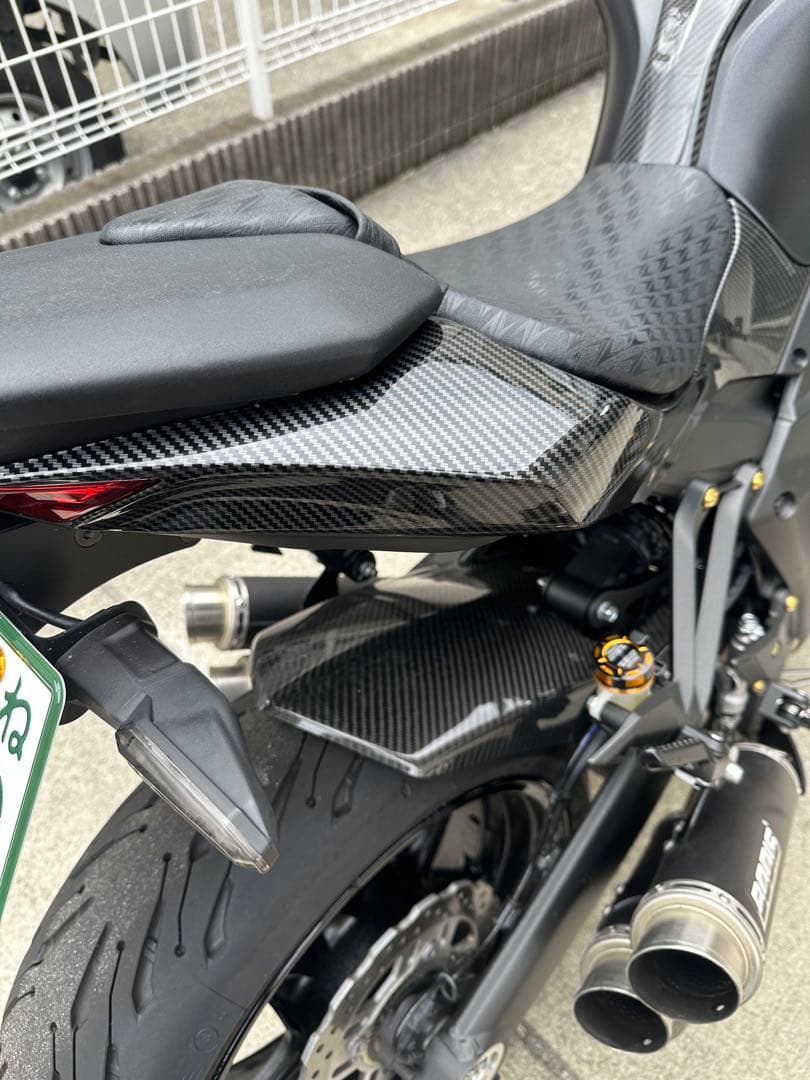 z1000 カーボン調　カウルセット