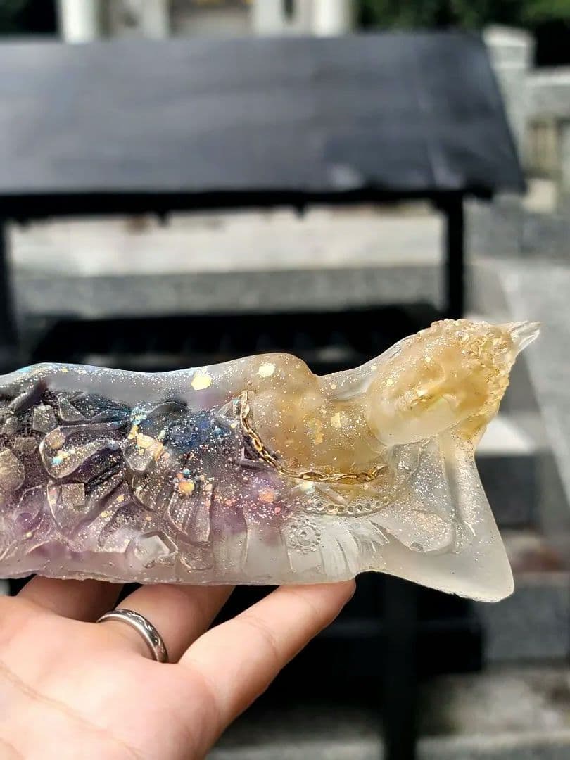 光の特級呪物財の運命を司る富の神オルゴナイト