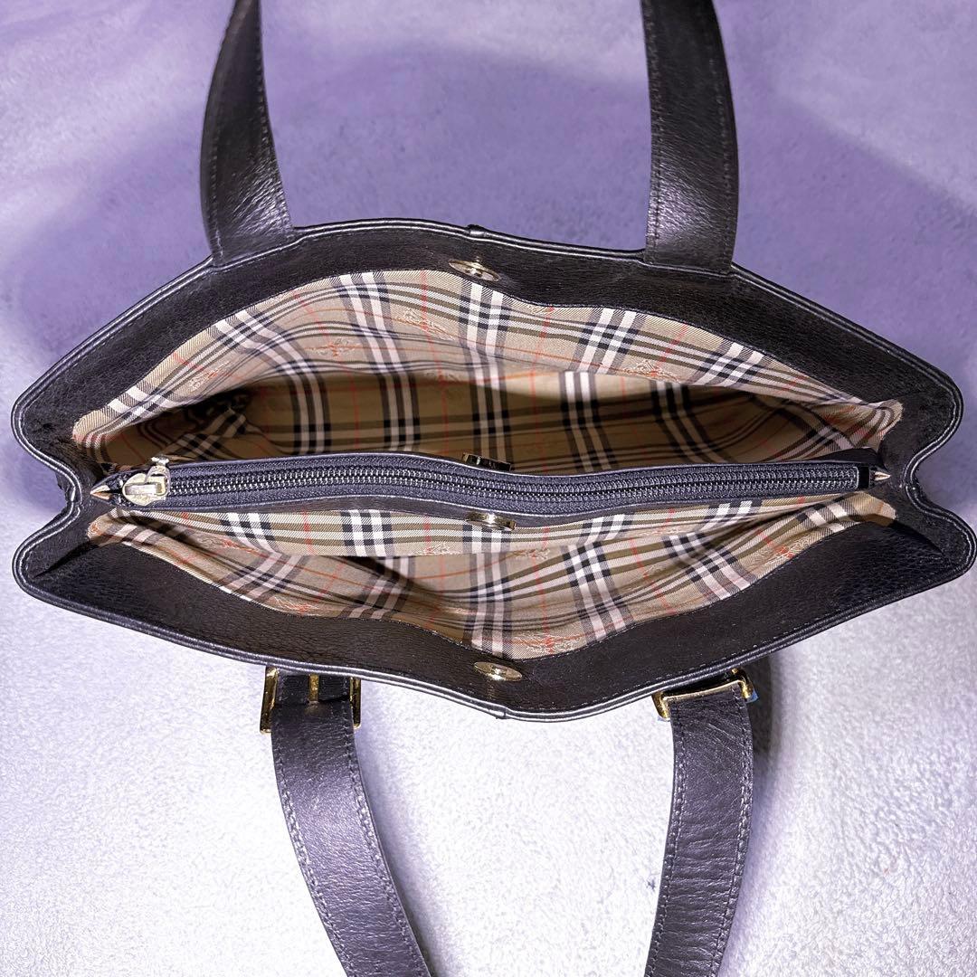 A4【未使用級】バーバリー ビジネスバッグ シボ革 3層 ゴールド金具 ブラック