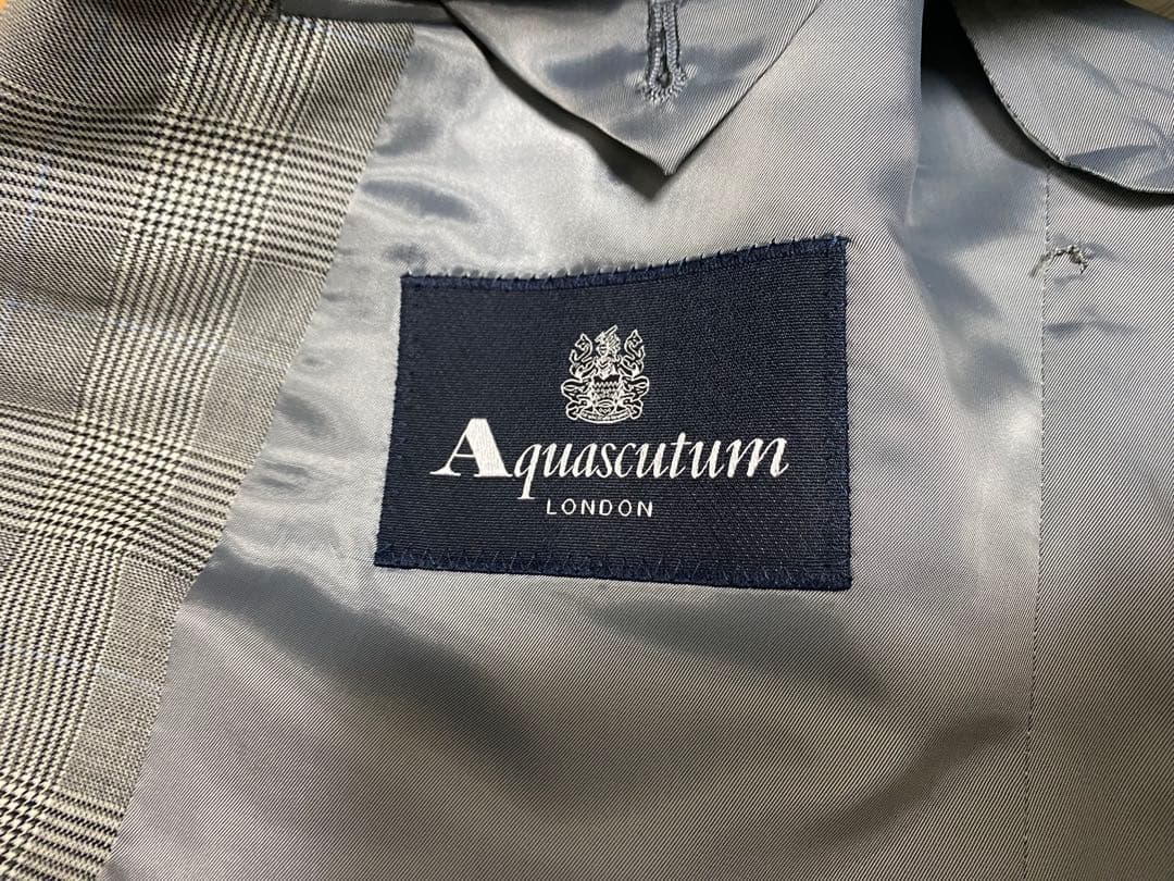 Aquascutum グレー チェック柄 スーツ　AB5