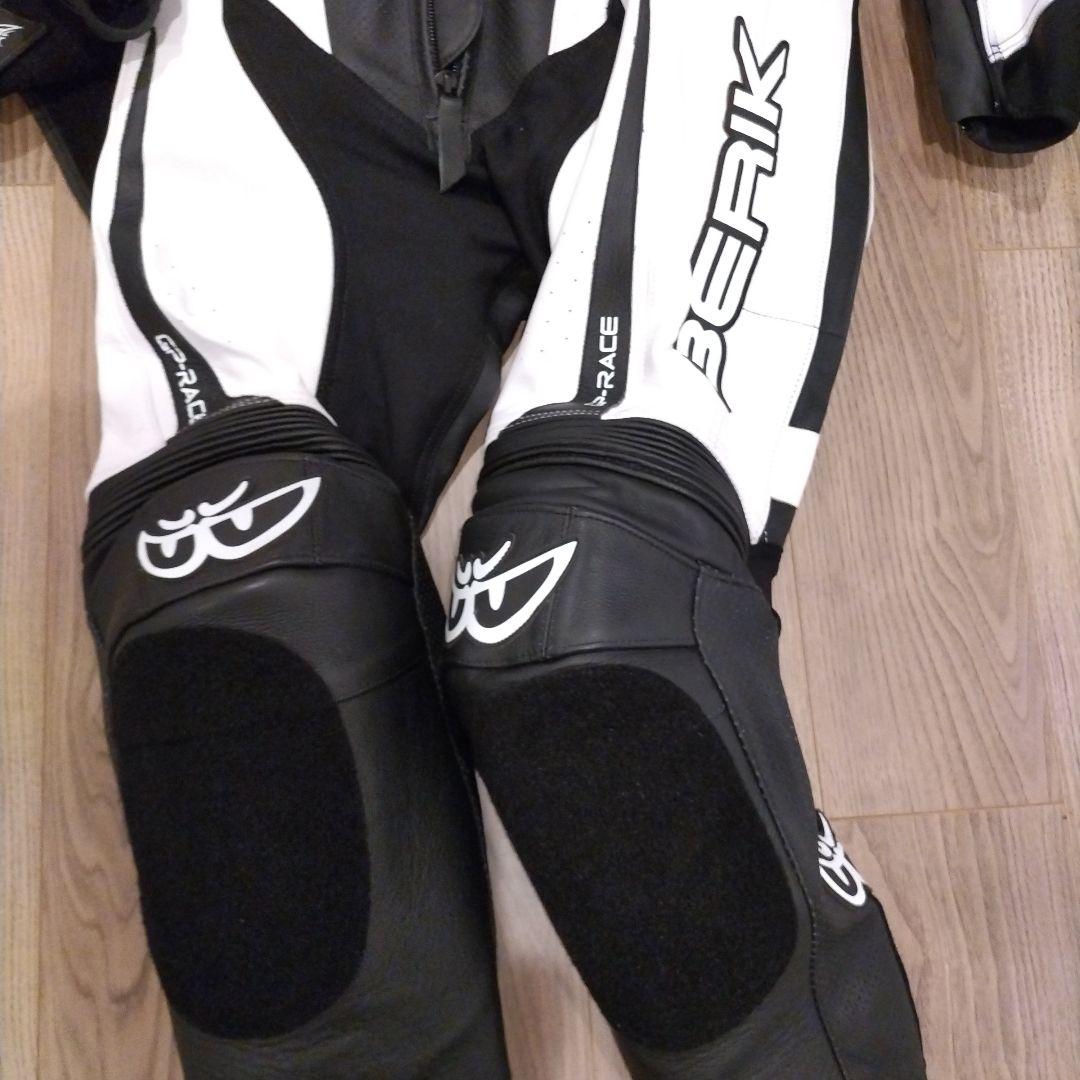 BERIK 2.0 革ツナギ　レーシングスーツ ブラック/ホワイト