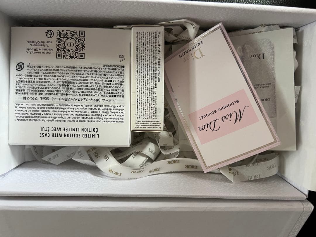 Christian Dior ハンドクリーム ピンク