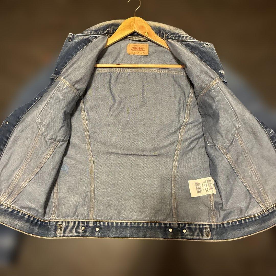 リーバイスデニムジャケット XLサイズ　ハチノスリペア有り