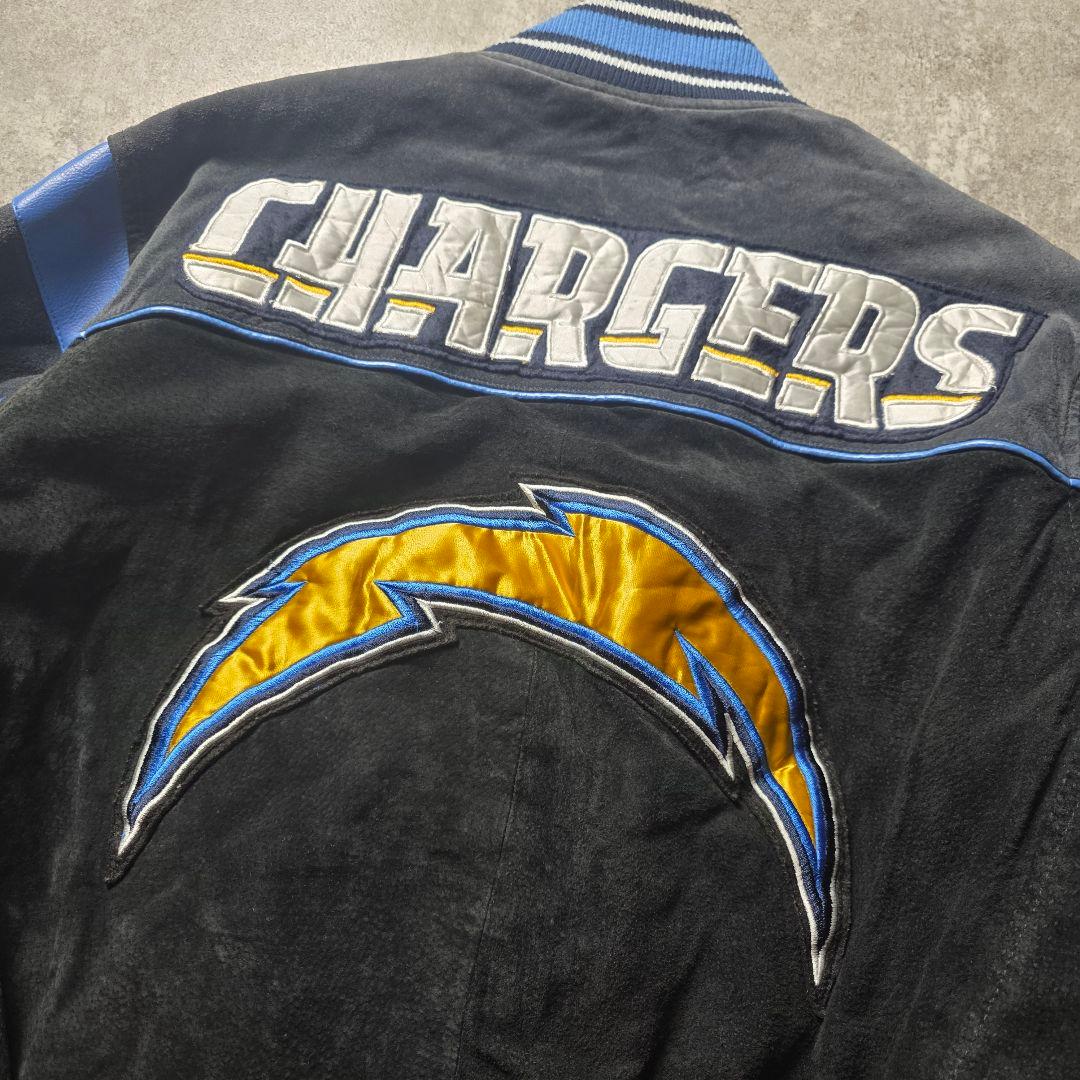入手困難NFLロサンゼルスチャージャーズスウェードレザージャケットスタジャン短丈