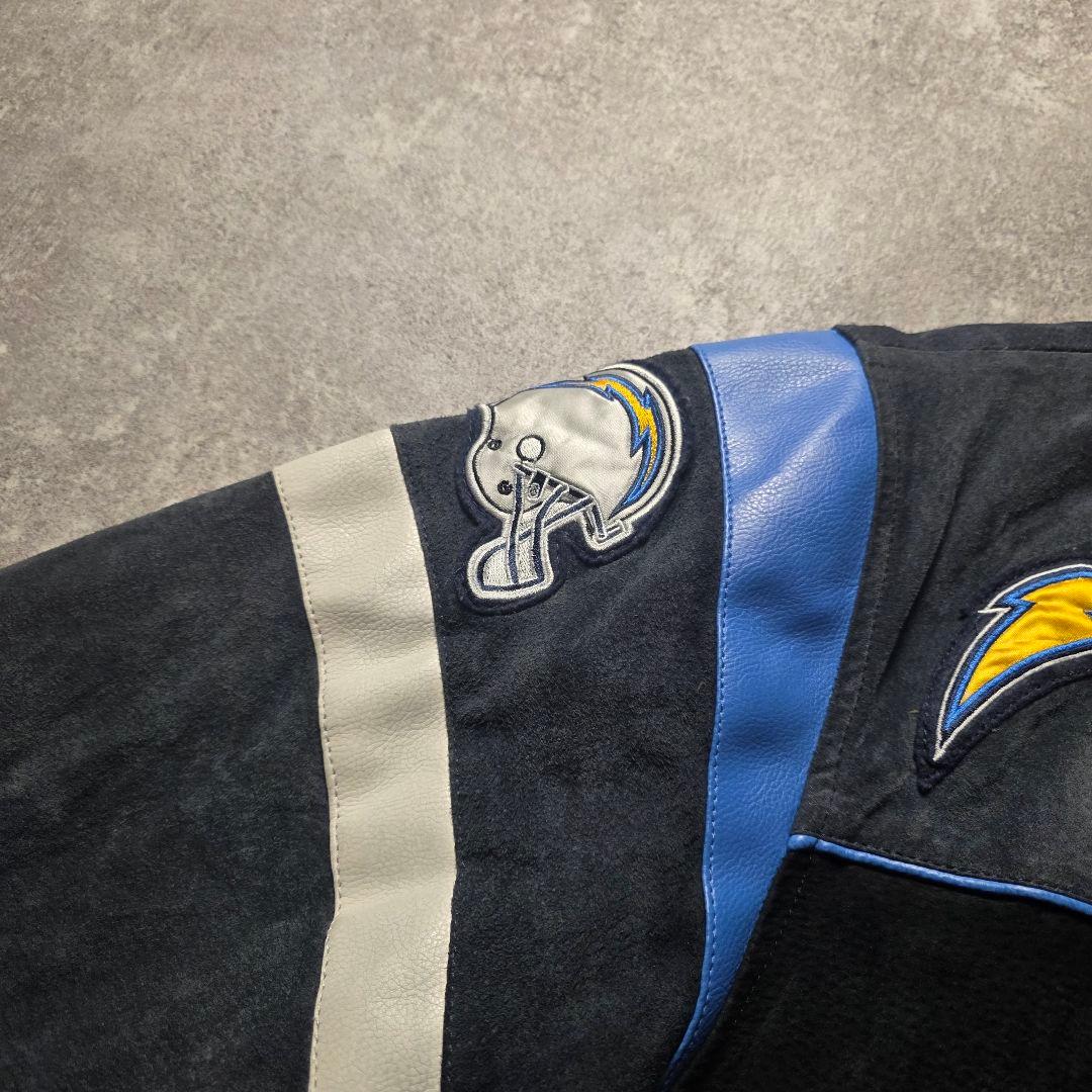 入手困難NFLロサンゼルスチャージャーズスウェードレザージャケットスタジャン短丈