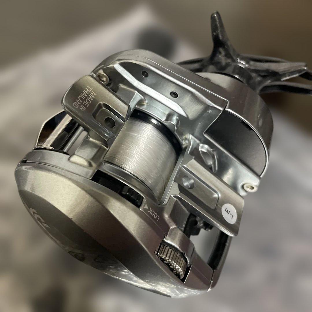 ［美品］Daiwa 21ALPHAS SV TW 800XH