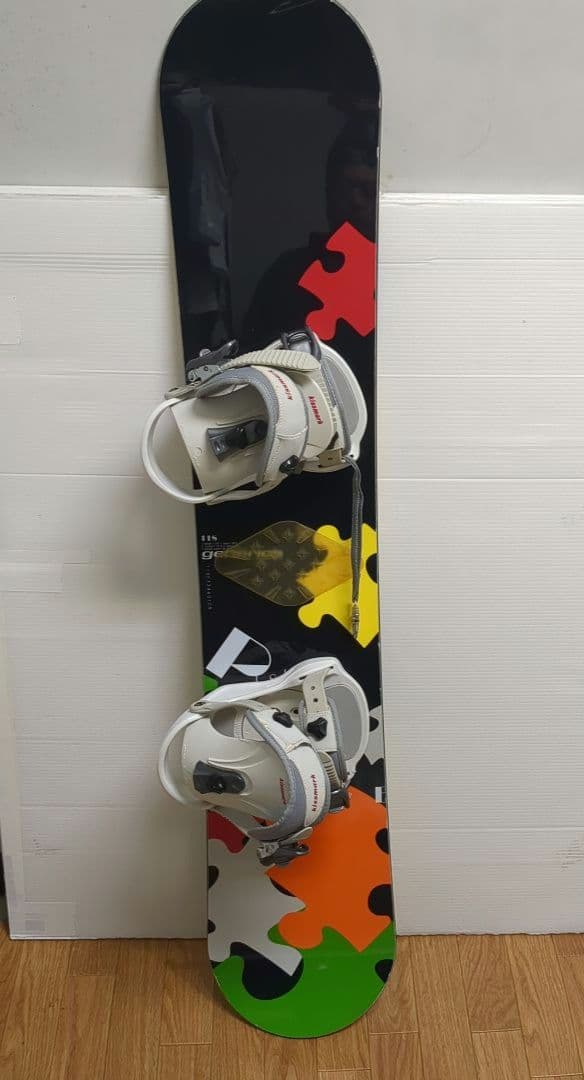 子供用　118㎝　スノーボード バインディング(ジュニアサイズ）付き